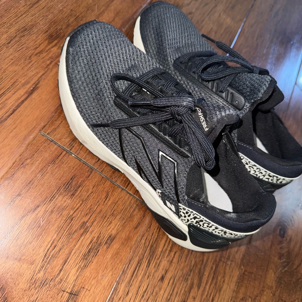 New Balance Black and Gray Sneakers